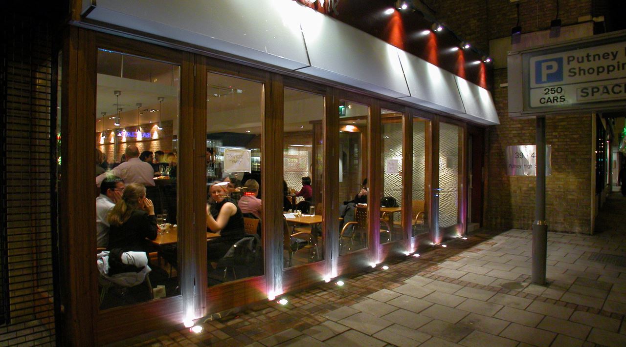 Picture of La Noche Restaurant